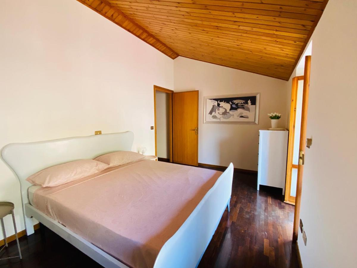 La Casa Della Rocca - Monferratohome Camagna Monferrato Extérieur photo