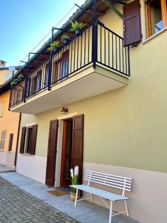 La Casa Della Rocca - Monferratohome Camagna Monferrato Extérieur photo